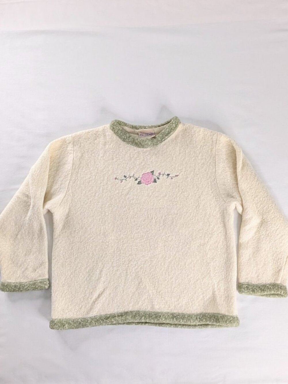 VTG Cream Green Hem Pink Rose Embroidered Cotton Slub Sweater